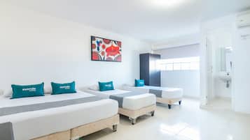 Habitacion Quintuple | Minibar, gratis wi-fi och sängkläder