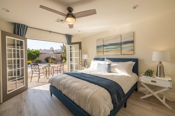 4 bedrooms, desk, iron/ironing board, travel cot