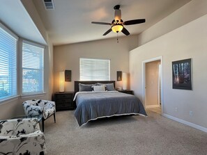 5 多间卧室、办公桌、熨斗/熨衣板、免费 WiFi