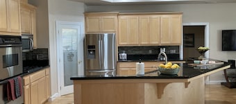 Relaxing and Inviting Home, 2 Prime Suites, seasonally heated pool on 2.5 acre.