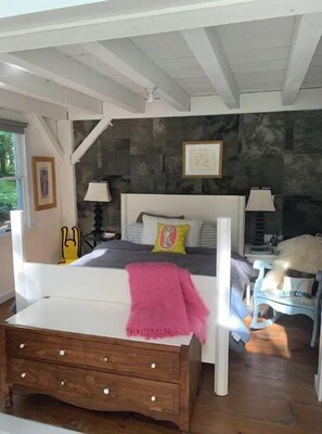 1 habitación, escritorio y wifi