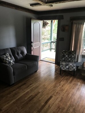 Smart TV, books, offices