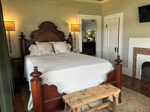 3 bedrooms, travel cot, WiFi - Rustic retreat — Car Service Available to& from Oxford, Tunica, Memphis (Sardis)