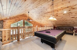 Games room - Cabin near Leota Trails (Harrison)