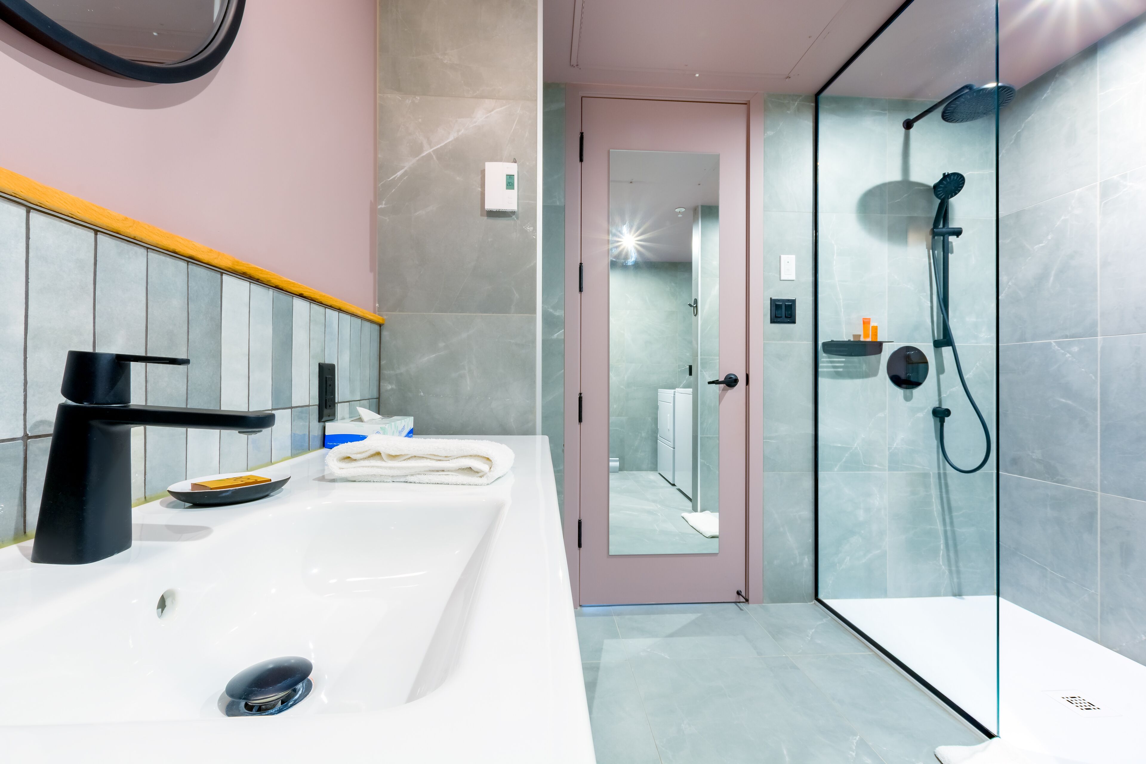 Loft, 1 King-Bett | Badezimmer | Dusche, Haartrockner, Handtücher, Seife