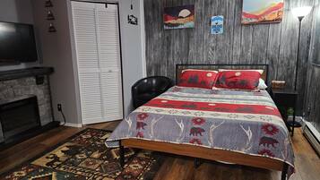 1 bedroom, iron/ironing board, free WiFi, bed sheets