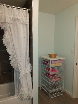 Interior - Narcissus Place-non smoking (Thornville)