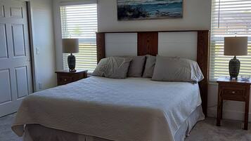 3 bedrooms, desk, iron/ironing board, free WiFi