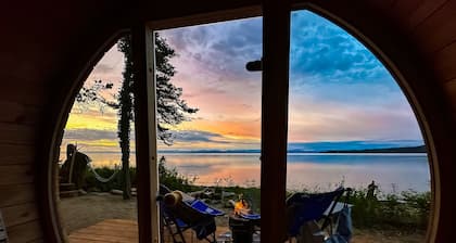 4-Season Getaway | Oceanfront Nordic Spa | Oceanview Ensuite Rooms