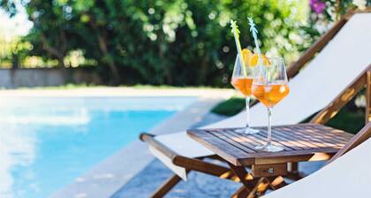 Charmante villa de 3 chambres avec piscine entourée de verdure