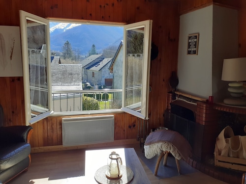 La maison blanche facing the Cirque de Cagateille, ski, hiking, Ariege pleasures