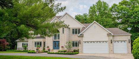 المنشأة من الخارج