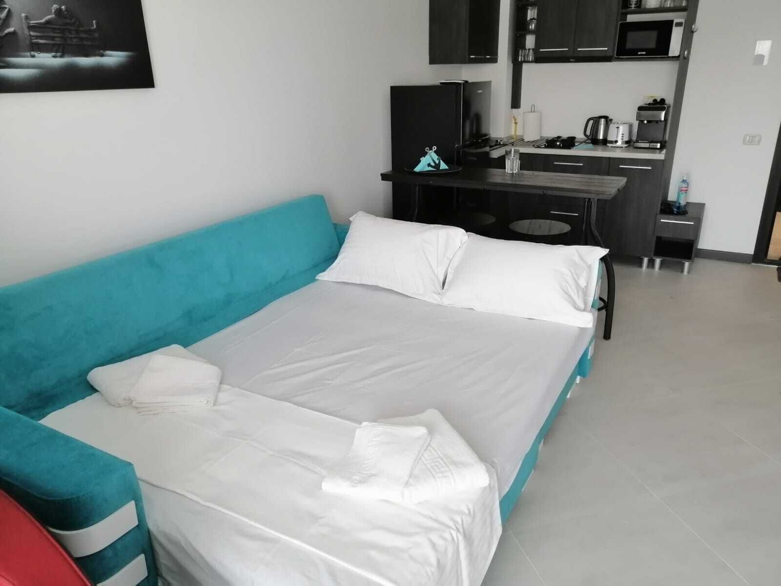 1 chambre, bureau, fer et planche à repasser, Wi-Fi gratuit