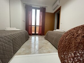 2 Schlafzimmer, Bügeleisen/Bügelbrett, WLAN