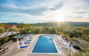 Pool - Awesome home in Radosinovci (Radosinovci)