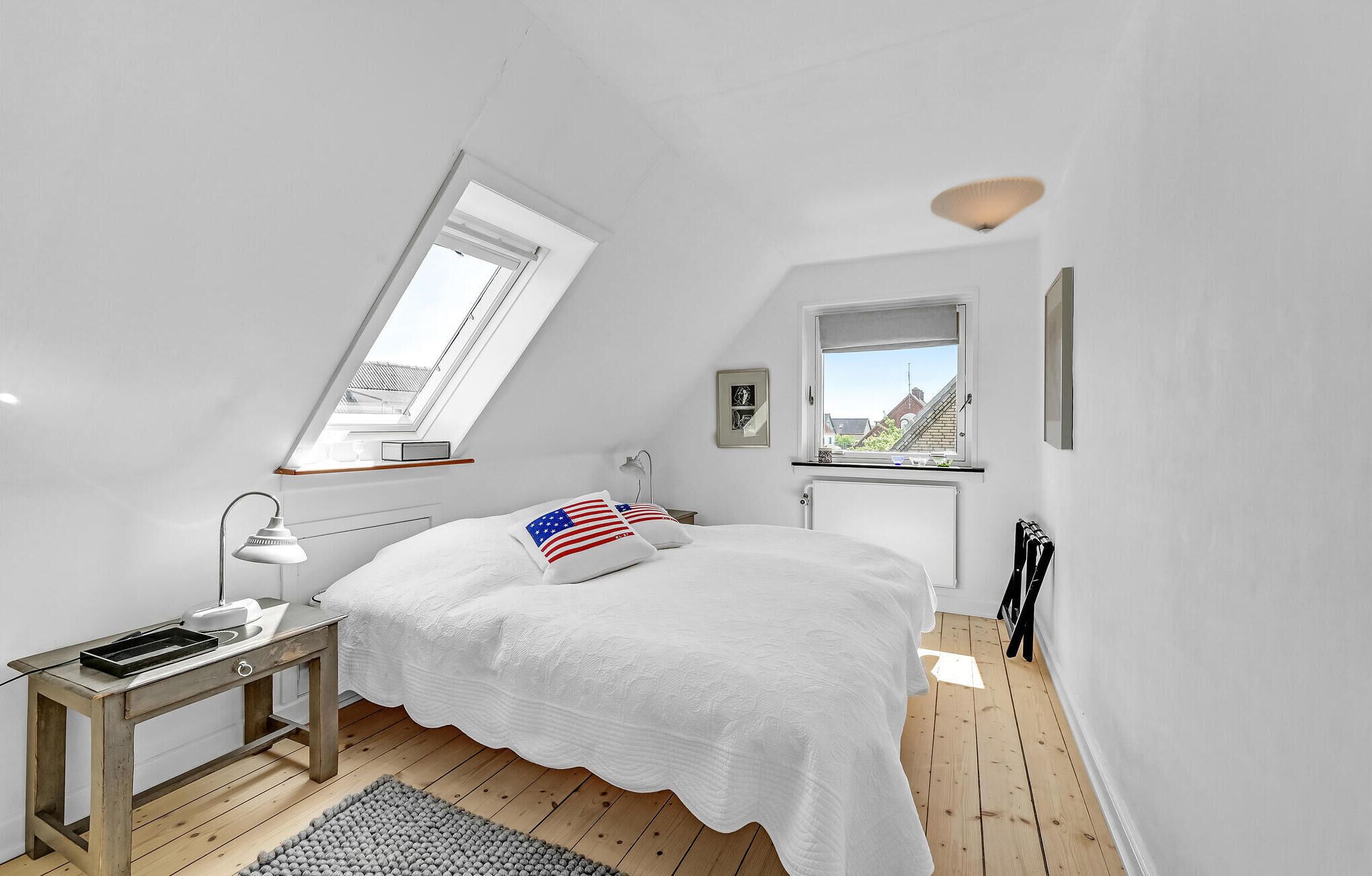 3 bedrooms, travel cot, free WiFi