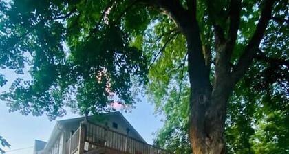 Cottages on Sand Lake - *Jaquzzi* - The Retreat