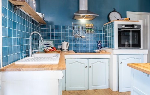 Maison confortable de 5 chambres à.