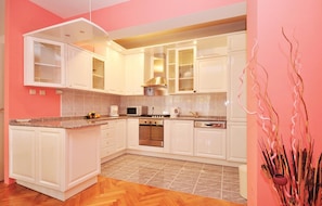 Apartment | Private kitchen