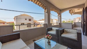 Exterior - Stunning Apartment in Zadar With 2 Bedrooms, Wifi and Outdoor Swimming Pool (Zadar)