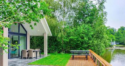 Cozy home in Oosterwolde with WiFi