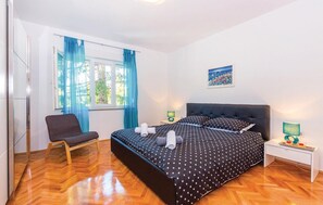Room - Awesome Home in Jadranovo With Wifi and 2 Bedrooms (Crikvenica)