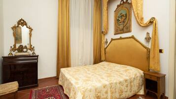 1 Schlafzimmer, BĂŒgeleisen/BĂŒgelbrett, WLAN, BettwĂ€sche