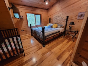 5 makuuhuonetta, työpöytä, silitysrauta/-lauta, ilmainen Wi-Fi