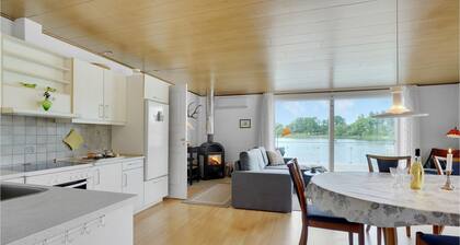 2 bedroom awesome home in Vemb