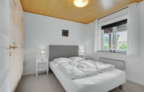 2 bedrooms, free WiFi
