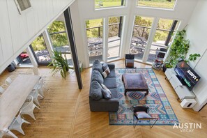 Smart TV, Netflix, libros y servicios de streaming 