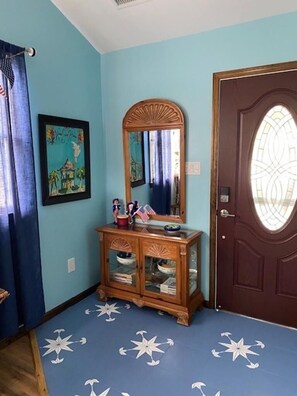 Interior - The Starfish House...PET FRIENDLY & just a few minutes from the Delaware Bay! (Villas)