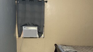 1 室のベッドルーム、WiFi