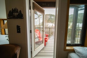 Deluxe Studio, Multiple Beds, Fireplace, Resort View (Slopeside 2791) | Exterior