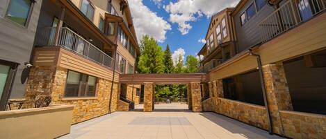 Estudio, 1 cama Queen size y sofá cama, vista a la montaña (Slopeside 2770) | Exterior