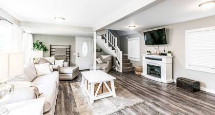 Blue Heron | Family Home by Sylvan Beach|Sleeps 12