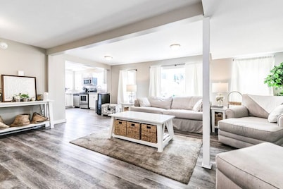 Blue Heron | Family Home by Sylvan Beach|Sleeps 12