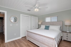 2 soverom, strykejern/-brett, wi-fi (inkludert) og sengetøy