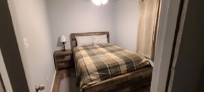 4 bedrooms, bed sheets, wheelchair access
