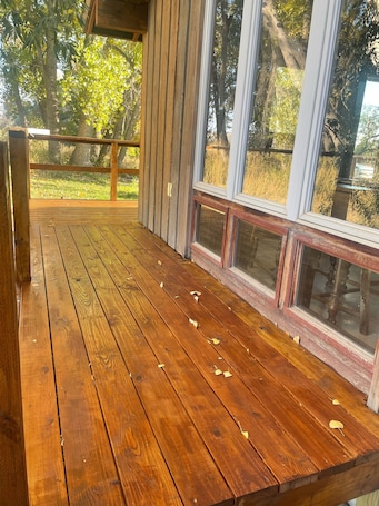 Terrace/patio. Hunter/Fisherman/Horse Friendly, Small Family Friendly