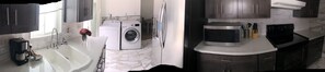 Fridge, microwave, oven, stovetop - Meticulous Private House @Camarillo Heights-82" TV, Beach/Shopping (Camarillo)