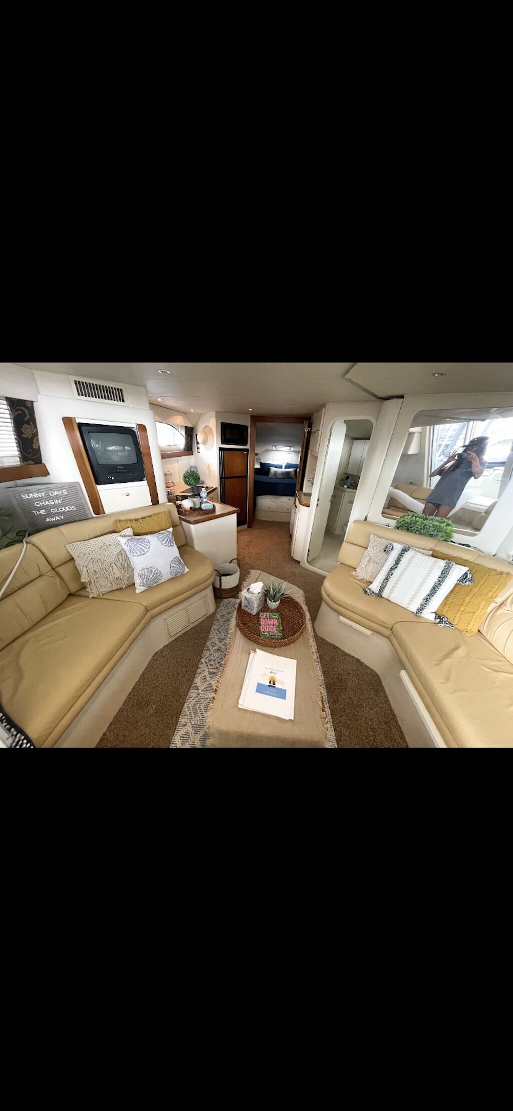 4 Best Houseboat Rentals On Lake of the Ozarks, USA Updated 2024