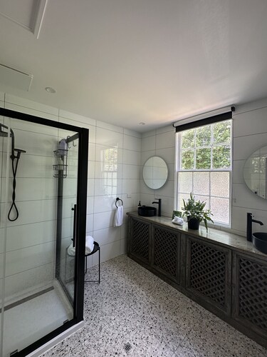 Historic Two Bedroom Suite including lounge room and cooked breakfast