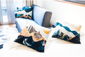 1 多间卧室、办公桌、免费 WiFi、床单