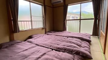 3 bedrooms, free WiFi, bed sheets