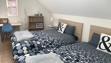 2 habitaciones, escritorio, tabla de planchar con plancha y wifi gratis