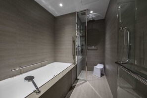 Peralatan tempat tidur premium, peti besi dalam bilik 