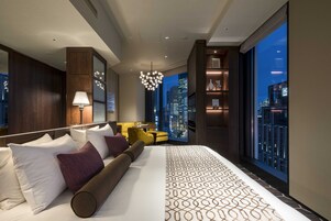 Roupas de cama premium, cofres nos quartos