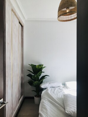 1 bedroom, iron/ironing board, WiFi, bed sheets - Sunny 1-Bed Apartment in Torrevieja (Torrevieja)