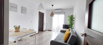 Sunny 1-Bed Apartment in Torrevieja
